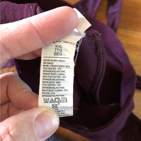 Old navy Active plum sports bra in size XXL - Picture 5 of 5